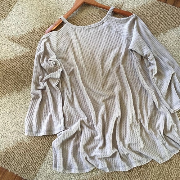 SOLD OUT!! Thermal Henley Cold Shoulder Sweater - Picture 6 of 6